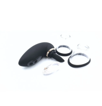 Black Pulse Pro – wibrator z wymiennymi końcówkami, ładowaniem USB i zestawem akcesoriów.