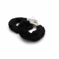 Black Plush Cuffs – kajdanki z czarnym futerkiem , łańcuszkiem i kluczykami, kajdanki erotyczne, BDSM