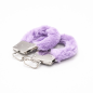 Violet Plush Cuffs – kajdanki z fioletowym futerkiem, łańcuszkiem i kluczykami, kajdanki erotyczne, BDSM