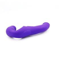 Fioletowy wibrator Double Rider z ergonomicznym wygięciem