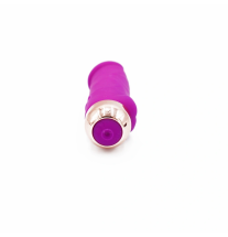 Wibrator Velvet Pulse Purple – zbliżenie na port ładowania USB