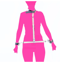 Metalowe dyby BDSM z obrożą i kajdankami na nadgarstki – akcesorium do bondage