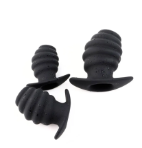 Trzy zatyczki analne o różnej wielkości – struktura prążkowana