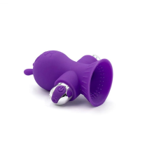 Fioletowy stymulator sutków z przyssawką – widok pod kątem